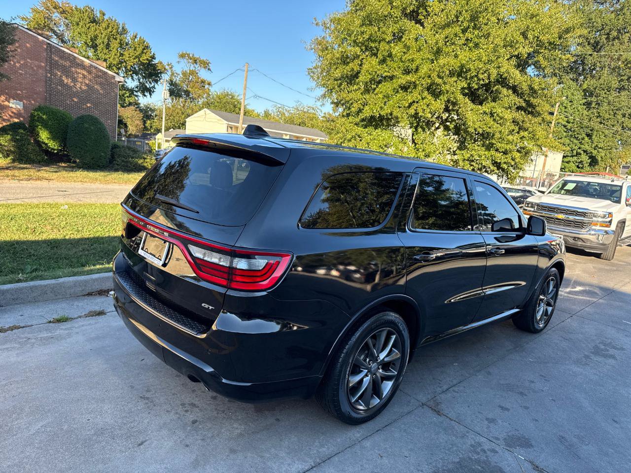 Used 2017 Dodge Durango GT w/ Nav & Power Liftgate Group RWD image 4