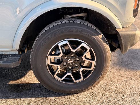 Used 2023 Ford Bronco Outer Banks image 30