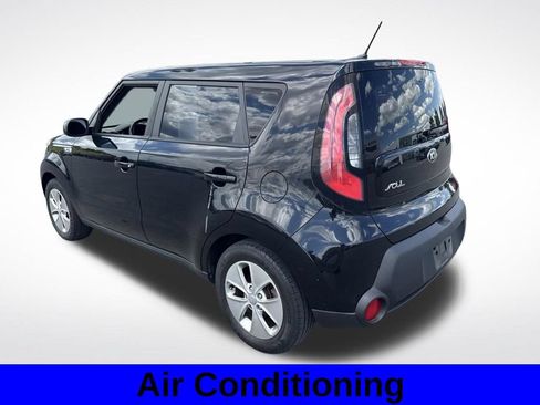 Used 2016 Kia Soul FWD image 4