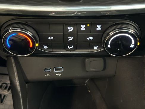 Used 2024 Buick Encore GX Sport Touring w/ Comfort Package image 47