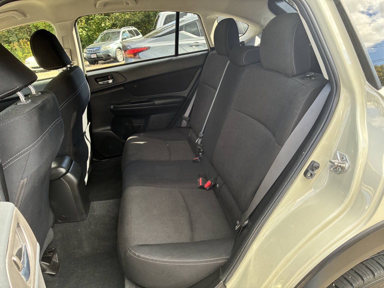 Used 2013 Subaru Crosstrek 2.0i Premium AWD/4WD image 10