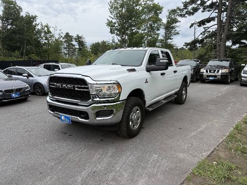 Used 2023 RAM 2500 Tradesman w/ Chrome Appearance Group AWD/4WD image 3