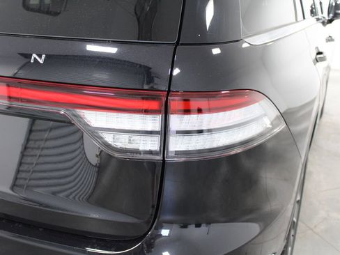 Used 2025 Lincoln Aviator Reserve image 13