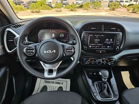 Used 2023 Kia Soul LX w/ Option Group 015 image 21