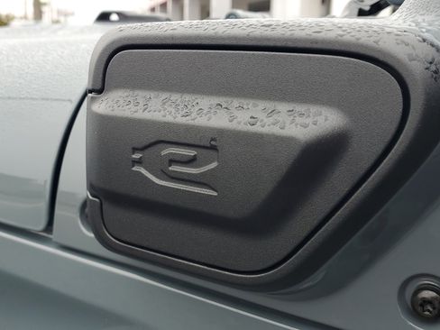 Used 2025 Jeep Wrangler Unlimited Rubicon 4xe w/ Convenience Group image 10