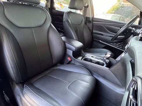 Used 2019 Hyundai Santa Fe AWD image 28