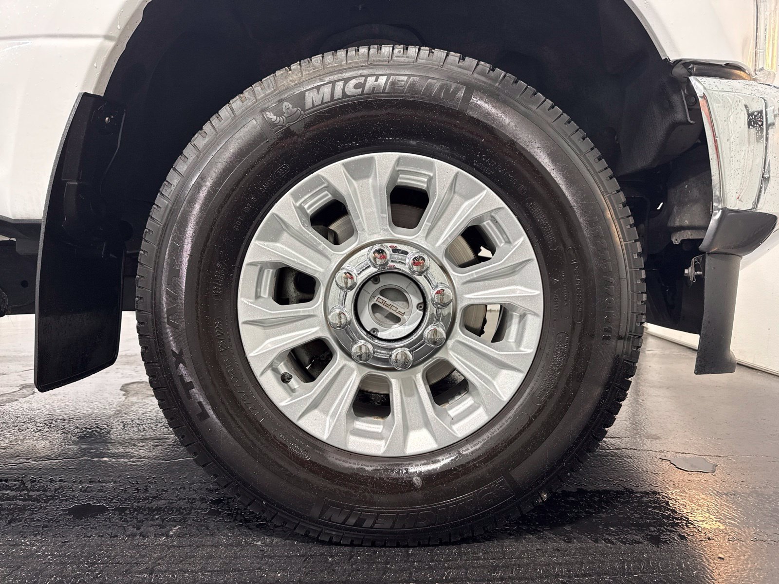 Used 2021 Ford F250 XLT AWD/4WD image 11