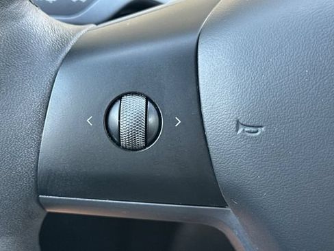 Used 2023 Tesla Model Y AWD image 25