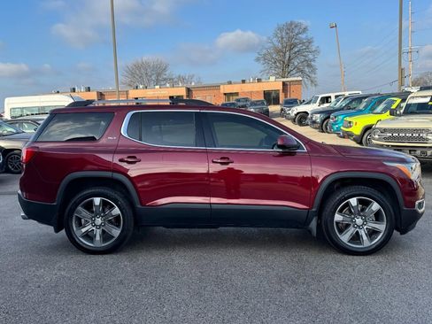 Used 2018 GMC Acadia SLT image 2