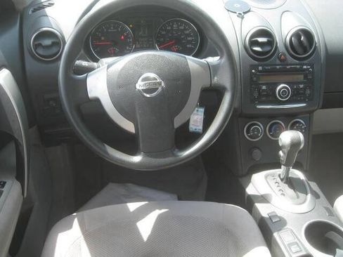 Used 2014 Nissan Rogue S image 12