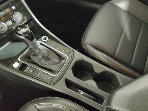 Used 2022 Volkswagen Jetta SE FWD image 26