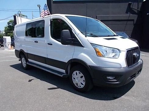 Certified 2025 Ford Transit 250 Low Roof w/ Exterior Upgrade Package RWD image 2