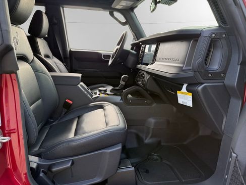 New 2026 Ford Bronco Badlands AWD/4WD image 15