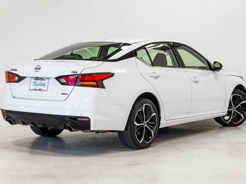 Used 2025 Nissan Altima 2.5 SR AWD/4WD image 27