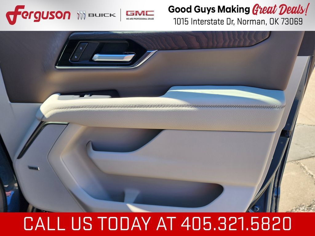 New 2026 GMC Yukon Denali w/ Denali Reserve Package AWD/4WD image 44