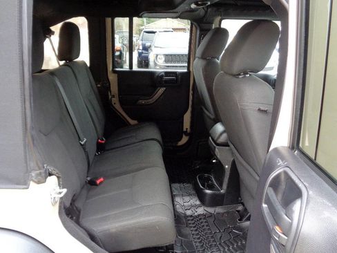 Used 2016 Jeep Wrangler Unlimited Sport image 19