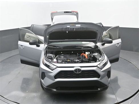 Used 2025 Toyota RAV4 LE image 34