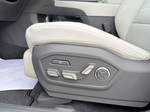 New 2026 Hyundai Santa Fe Calligraphy AWD/4WD image 13