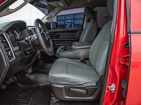 Used 2017 RAM 1500 Express w/ Express Value Package image 14