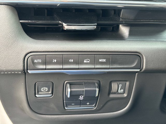 Used 2021 Cadillac Escalade Sport AWD/4WD image 32