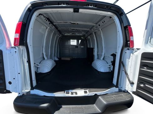 New 2026 Chevrolet Express 2500 w/ Driver Convenience Package RWD image 19