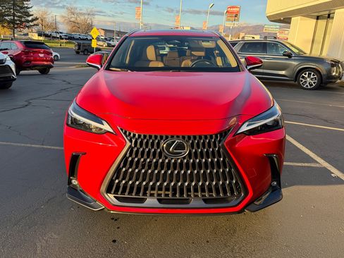 Used 2024 Lexus NX 350 AWD image 11