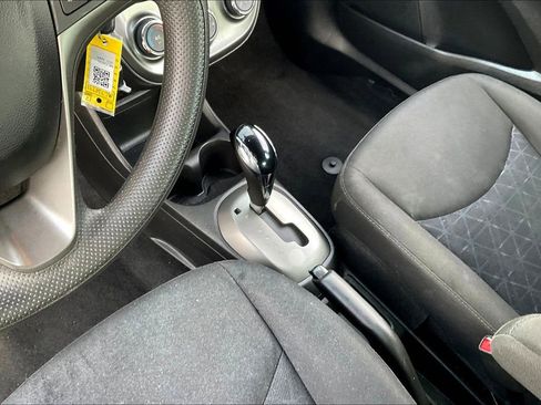 Used 2021 Chevrolet Spark LT image 20