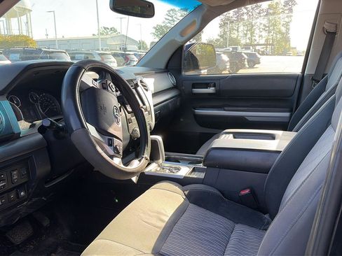 Used 2016 Toyota Tundra SR5 w/ TRD Off Road Package image 4