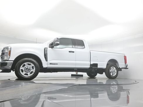 New 2026 Ford F350 XLT image 45