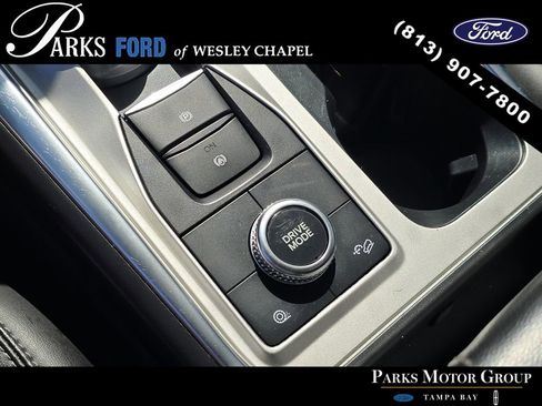 Used 2022 Ford Explorer XLT w/ Equipment Group 202A AWD/4WD image 25