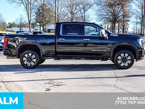 Used 2024 GMC Sierra 3500 Denali w/ Denali Reserve Package image 10
