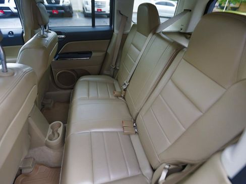 Used 2014 Jeep Patriot Limited w/ Sun/Sound Group AWD/4WD image 10