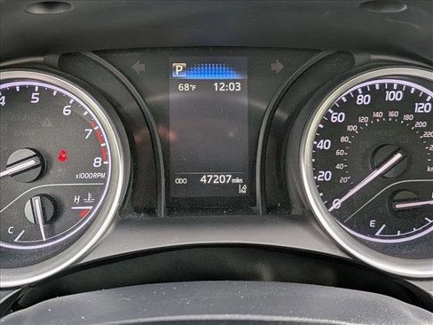 Used 2024 Toyota Camry LE FWD image 11