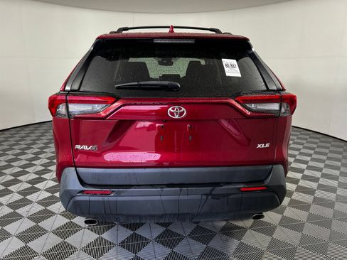 Used 2023 Toyota RAV4 XLE Premium FWD image 6