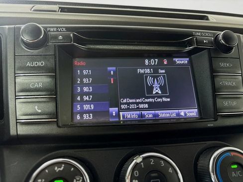 Used 2018 Toyota RAV4 LE w/ All Weather Liner Package FWD image 14