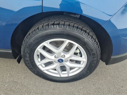 Certified 2022 Ford Edge SEL w/ Convenience Package image 8