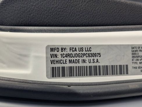 Used 2023 Dodge Durango GT image 39