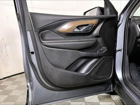 Used 2021 GMC Terrain SLE w/ Driver Convenience Package image 23