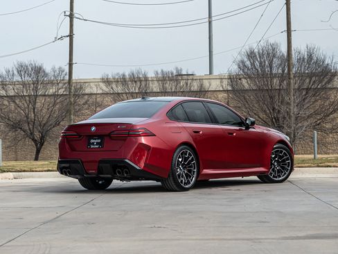 New 2026 BMW M5 w/ Executive Package image 7