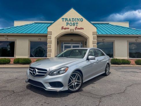 Used 2016 Mercedes-Benz E 350 Sedan image 25