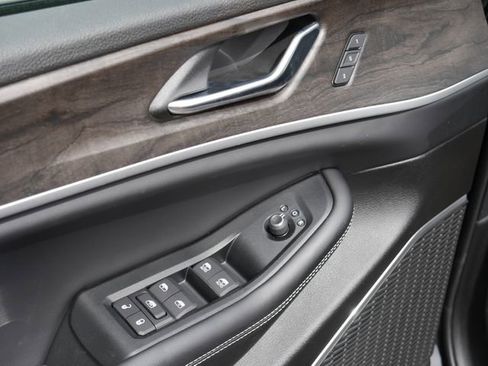 New 2026 Jeep Grand Cherokee L Limited AWD/4WD image 18