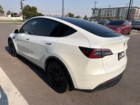 Used 2023 Tesla Model Y Long Range AWD/4WD image 5