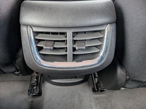 Used 2023 Chevrolet Malibu LT image 20