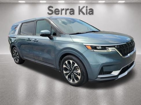 Used 2024 Kia Carnival EX FWD image 7