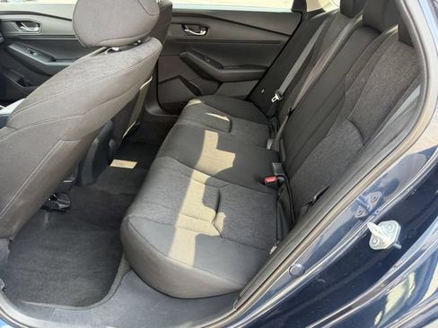 Used 2023 Honda Accord EX image 27