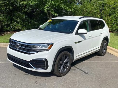 Used 2021 Volkswagen Atlas SE FWD image 3