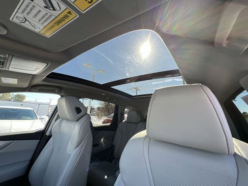 Certified 2023 Acura MDX w/Technology Package image 21