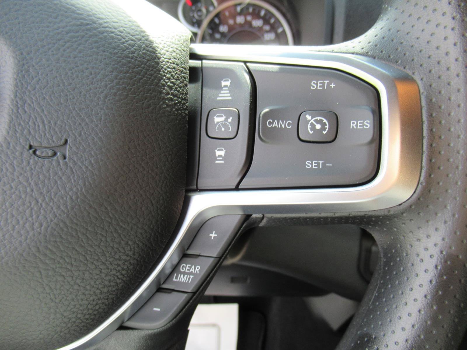 New 2026 RAM 3500 Tradesman AWD/4WD image 26