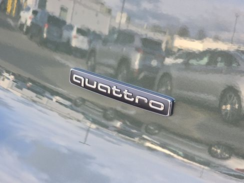 New 2025 Audi Q5 Premium Plus image 12