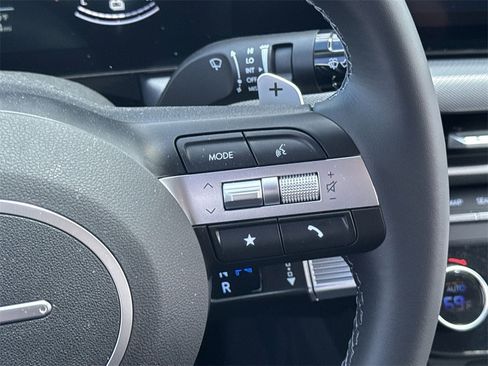 Used 2025 Hyundai Sonata SEL image 16